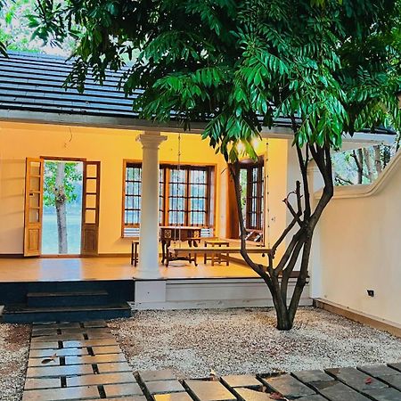 Waterfront By Palmyra Apartment Kollam Luaran gambar
